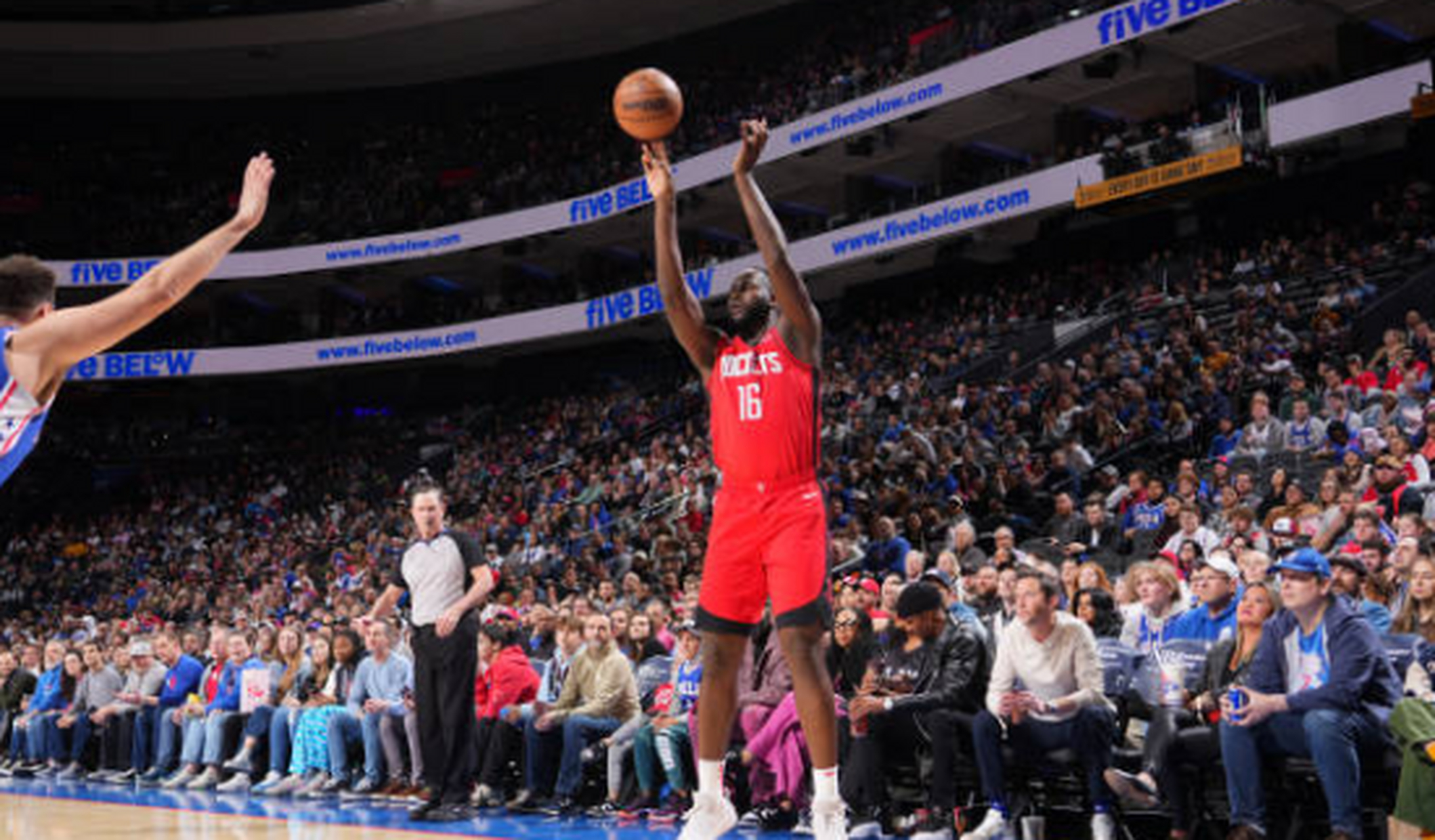 包含从圣安东尼奥马刺防线松动备战德甲到梅西遭遇七连败,休斯敦火箭加时末段再遭质疑的词条 包含从圣安东尼奥马刺防线松动备战德甲到梅西遭遇七连败,休斯敦火箭加时末段再遭质疑的词条