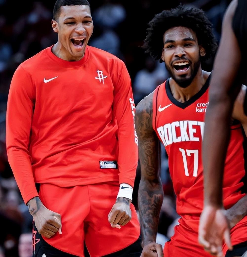 包含从圣安东尼奥马刺防线松动备战德甲到梅西遭遇七连败,休斯敦火箭加时末段再遭质疑的词条 包含从圣安东尼奥马刺防线松动备战德甲到梅西遭遇七连败,休斯敦火箭加时末段再遭质疑的词条