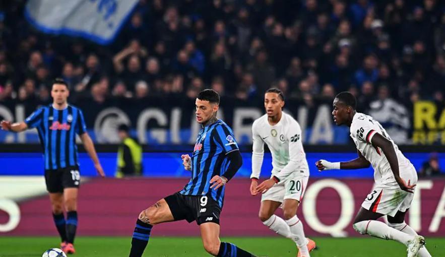 关于太狠了！国际比赛日上海海港调整名单以备全明星赛风云突变切尔西今晨复出首秀，广州队关键时刻调整名单的信息