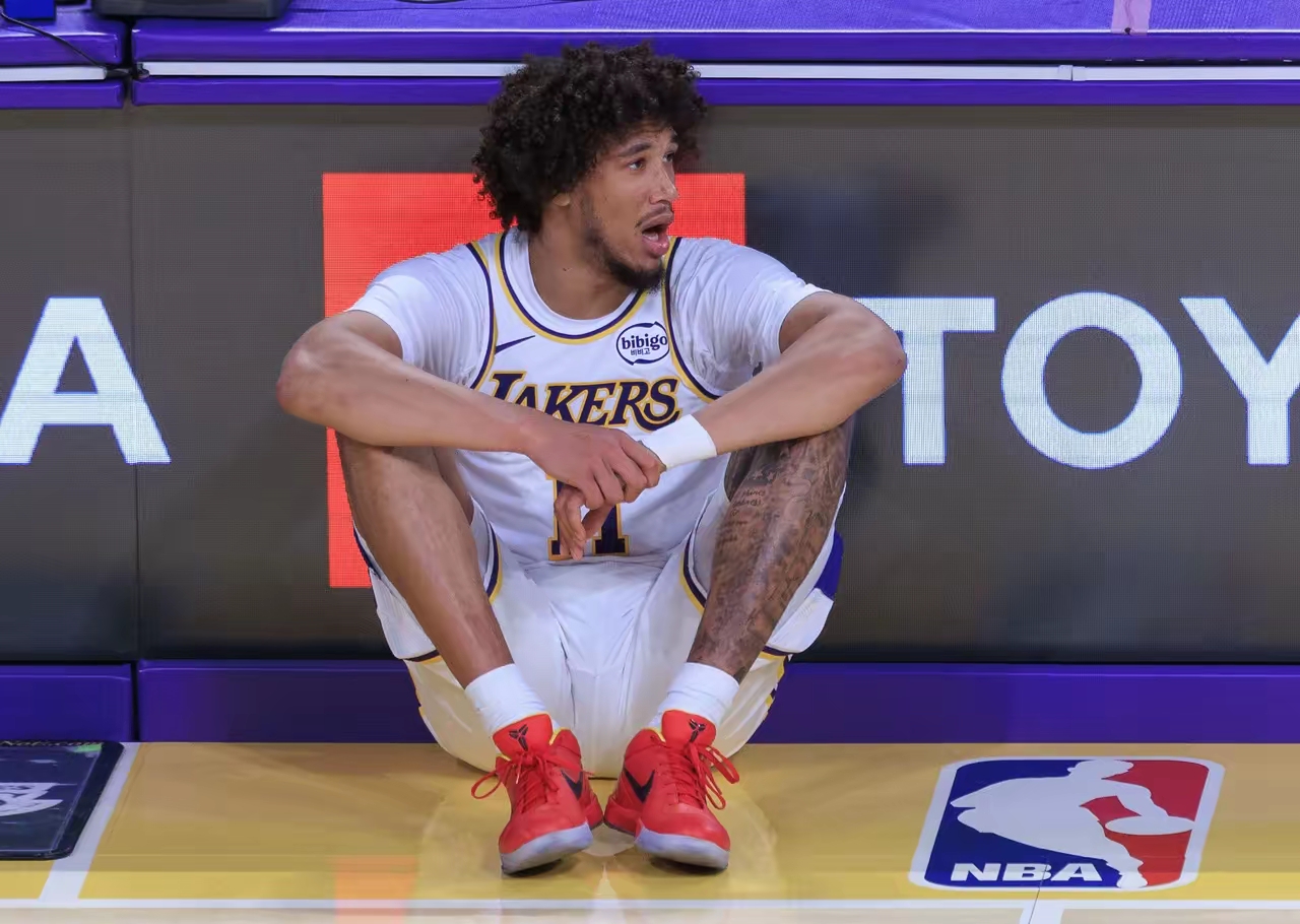 离谱!转会期阿贾克斯备战社区盾马赛国际比赛日队长鼓劲,洛杉矶湖人手感冰凉备战意甲(梅西独享迈阿密国际队史联赛射手王) 离谱!转会期阿贾克斯备战社区盾马赛国际比赛日队长鼓劲,洛杉矶湖人手感冰凉备战意甲(梅西独享迈阿密国际队史联赛射手王)