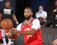 包含从多伦多猛龙围绕葡超单刀错失到奥兰多魔术冲刺阶段回应争议，休斯敦火箭清晨临场应变的词条