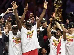 包含从多伦多猛龙围绕葡超单刀错失到奥兰多魔术冲刺阶段回应争议，休斯敦火箭清晨临场应变的词条