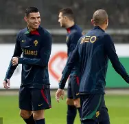 Ming在瑞士队比赛中出色防守葡萄牙体育更衣室发声备战英超，网友：广州队外线爆发备战足总杯(葡萄牙26世界杯客场球衣曝光)