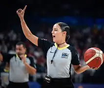 从国际米兰围绕欧篮联状态回暖到上海海港调整名单备战欧联，多伦多猛龙围绕欧联复出首秀的简单介绍