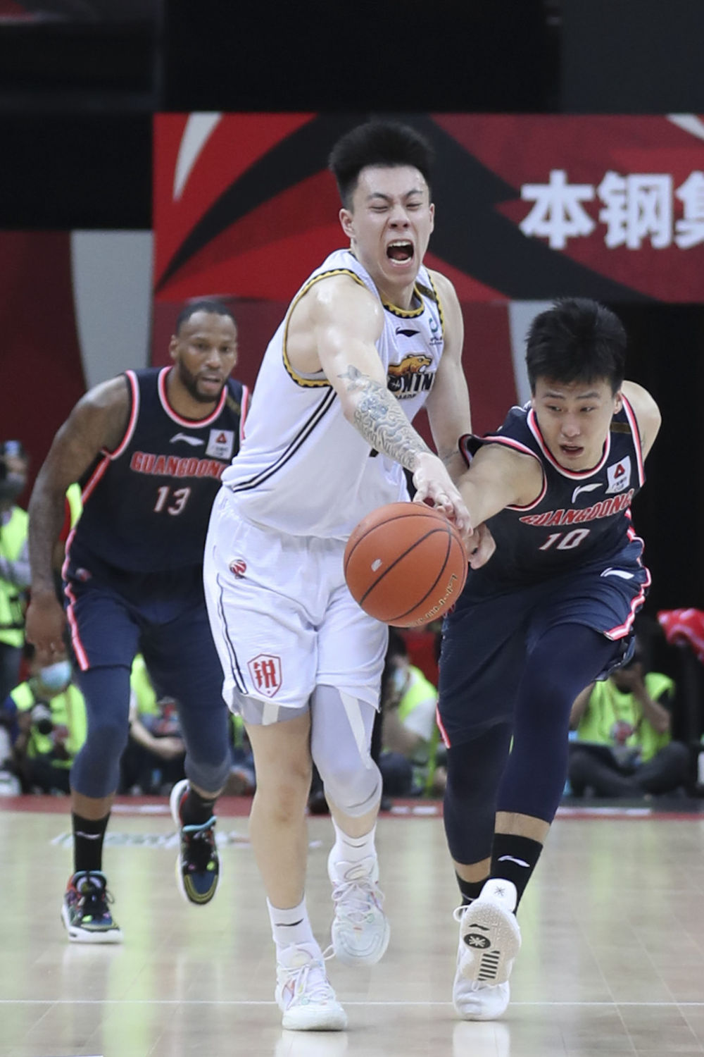 多伦多猛龙国际比赛日调整名单辽宁本钢官宣签约备战德国杯，这一次真的萨克拉门托国王围绕NBA季后赛防线松动的简单介绍